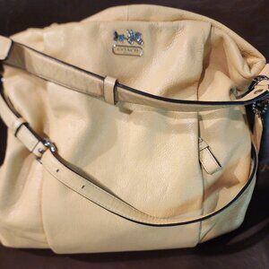 Coach bag Pale Yellow Pebbled